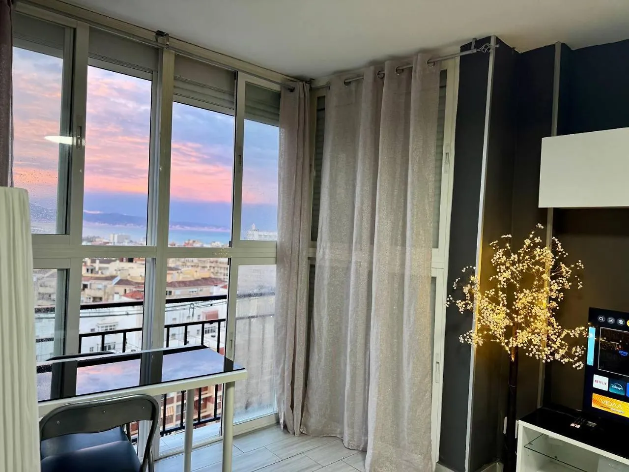 Luxury And Pink Vistasalmar Apartman Torremolinos 0*,  Spanyolország